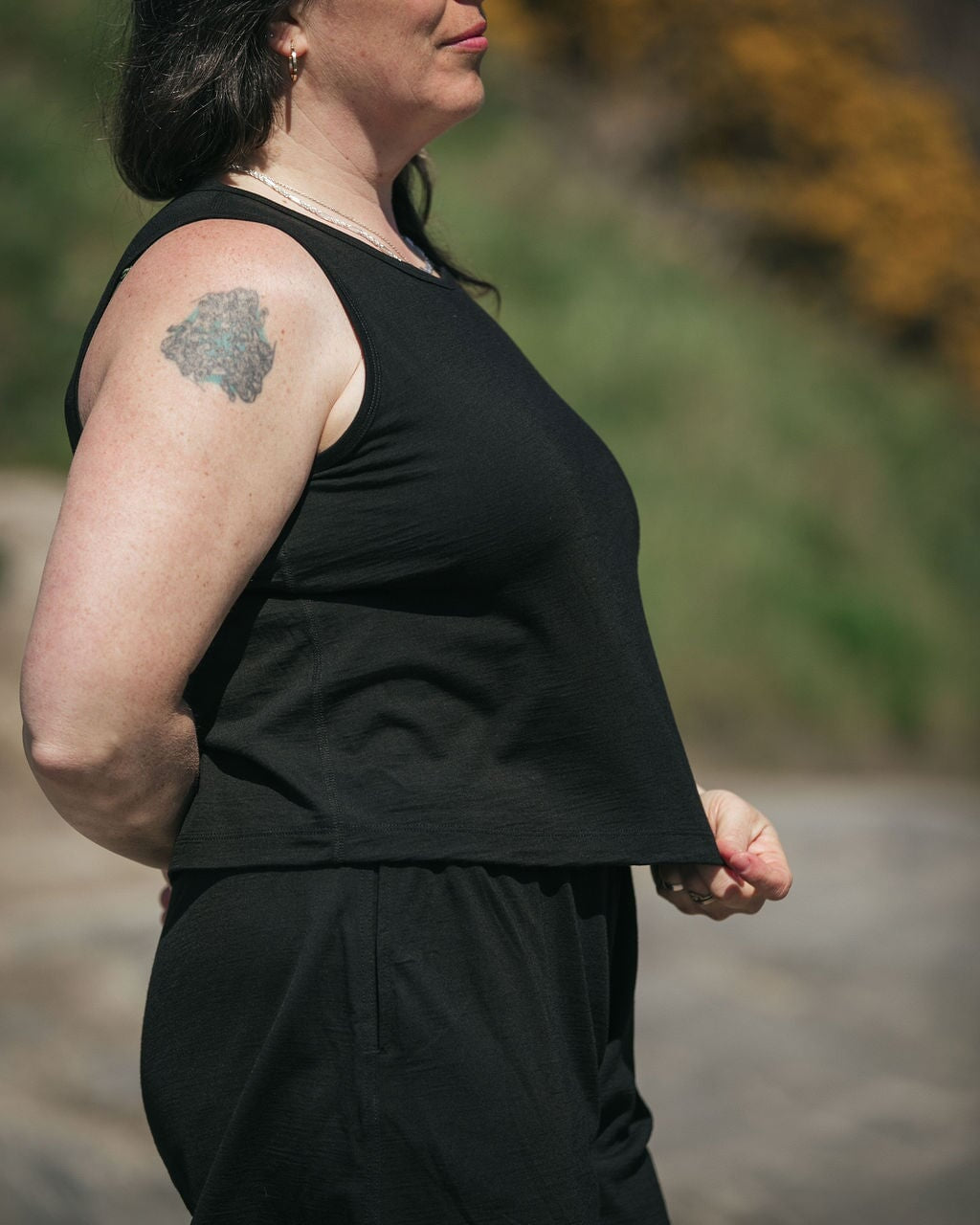 Boxy Tank | Norah is wearing size Large, height 5.6"