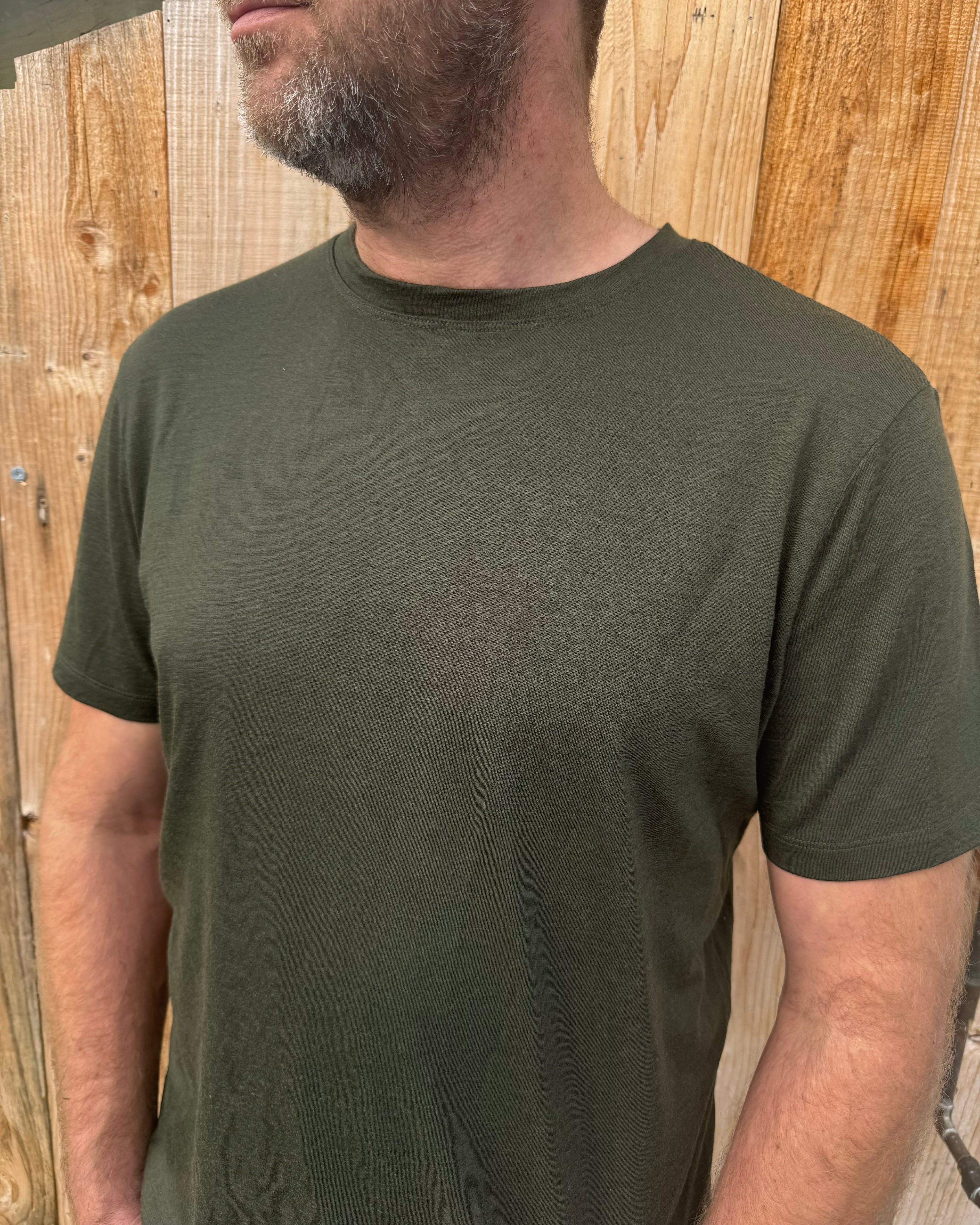 Men's Fit Basic T-shirt
