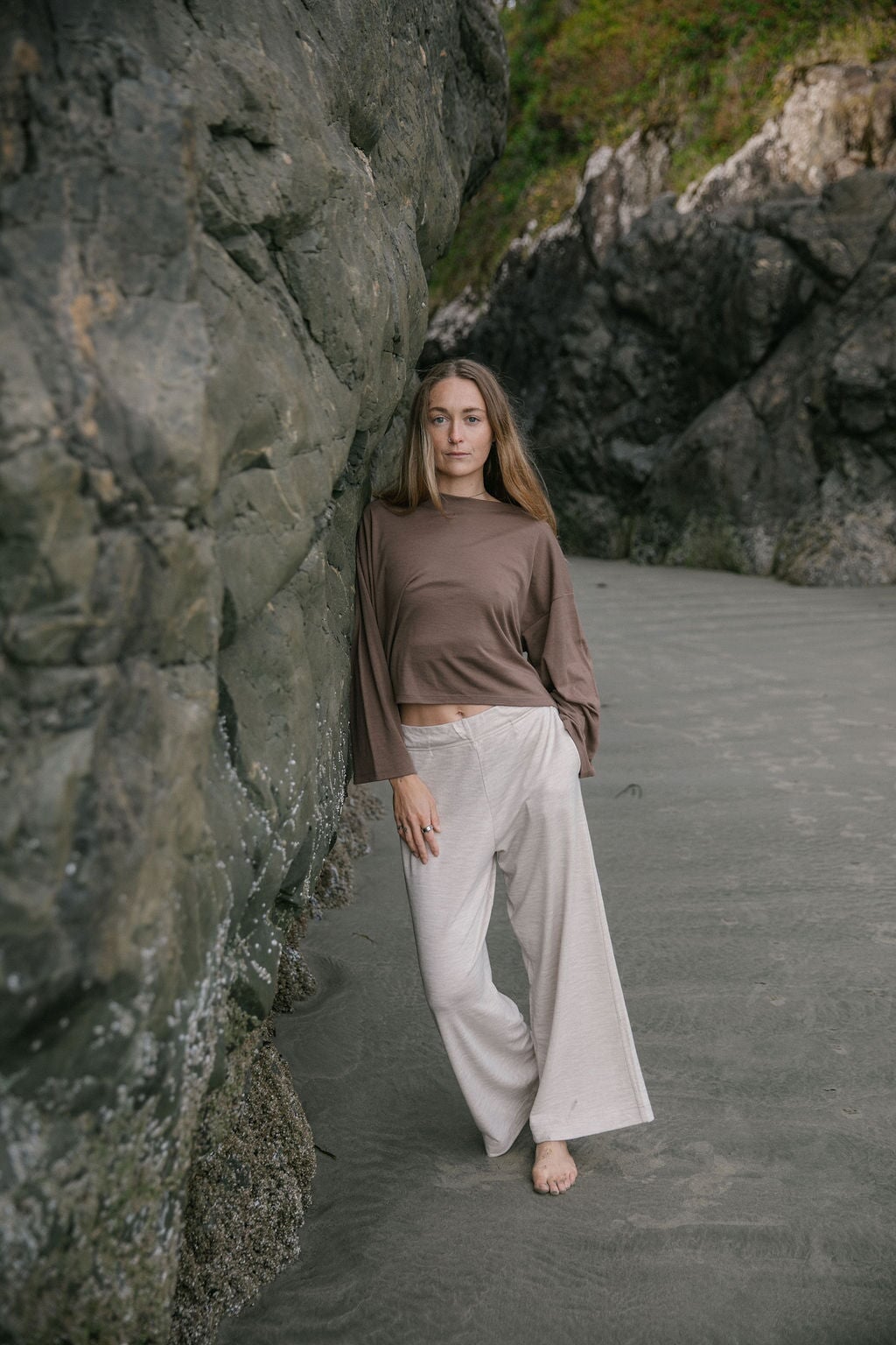 Merino Flowy Pants | Model is wearing size Small, Height 5.7"