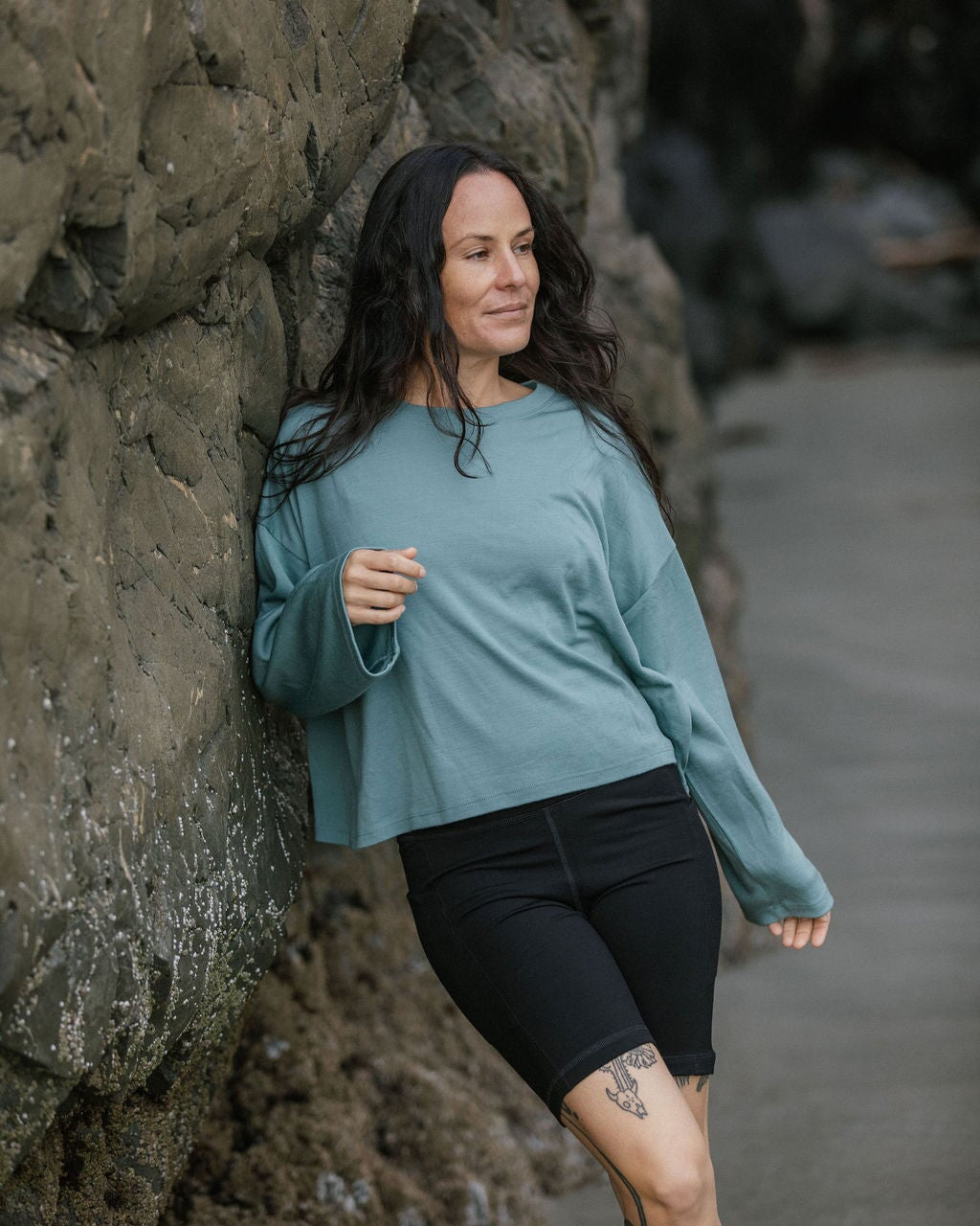 Merino Flowy Top | Model wearing size Small, height 5.4"