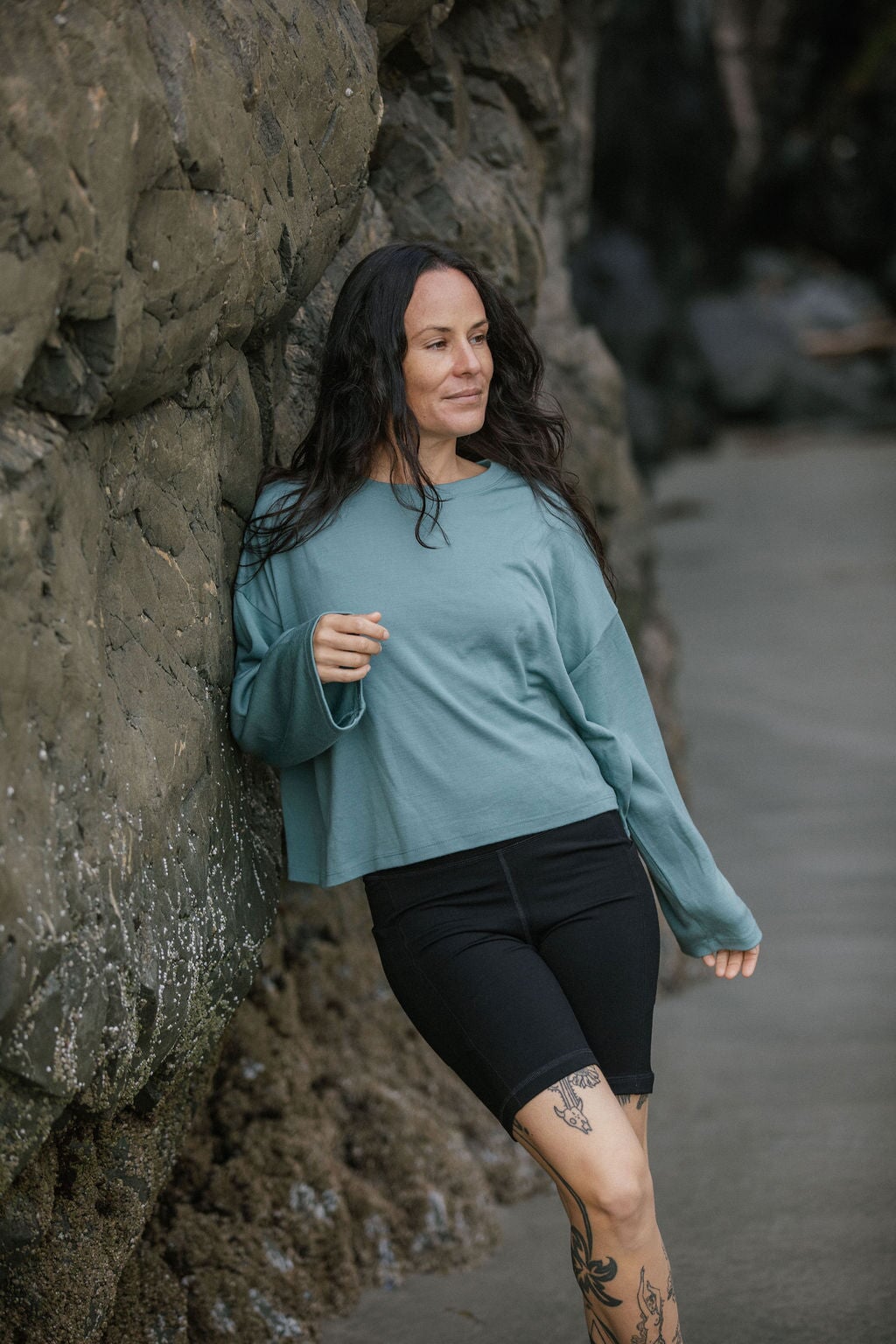 Merino Flowy Top | Model wearing size Small, height 5.4"