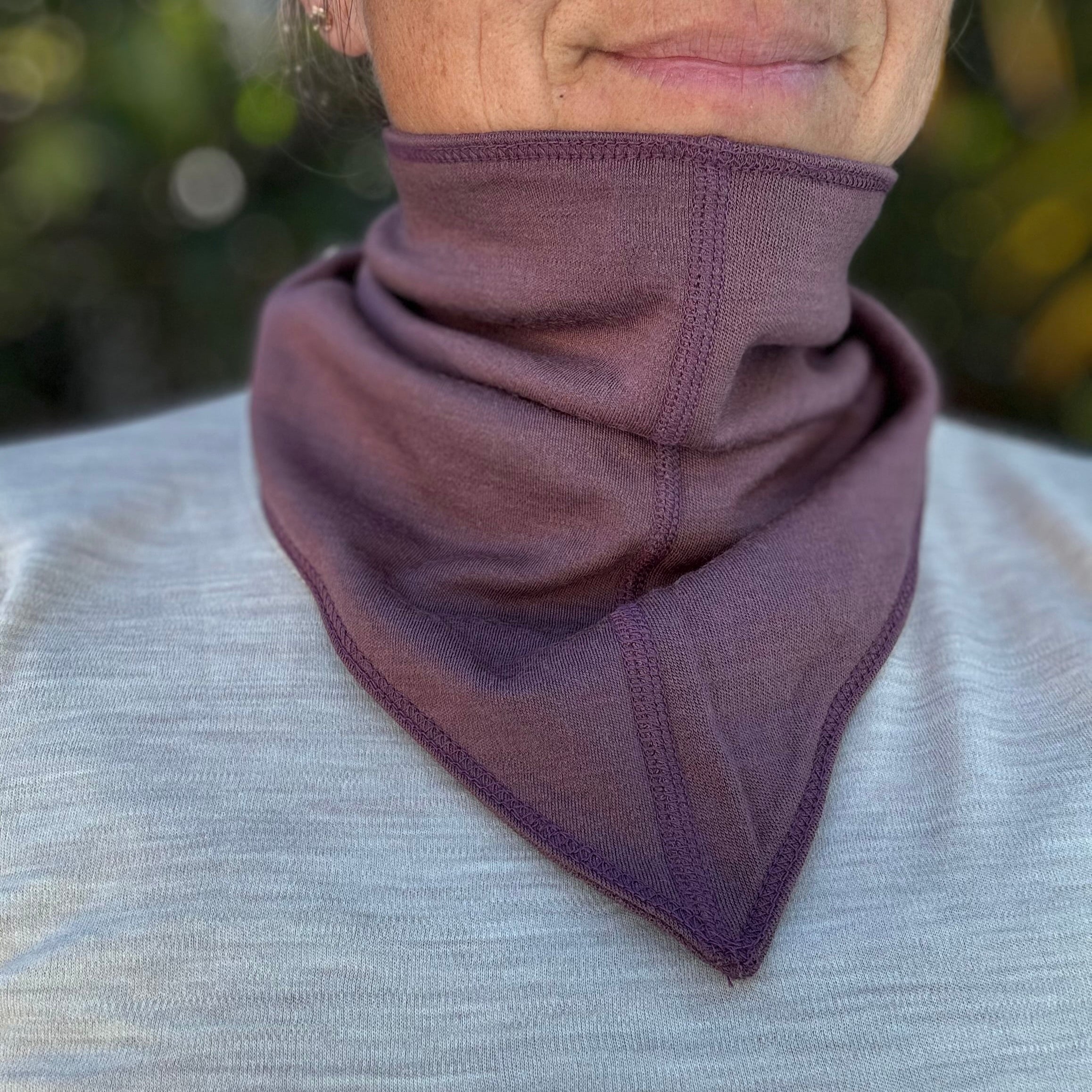 Merino Interlock Neck Tie