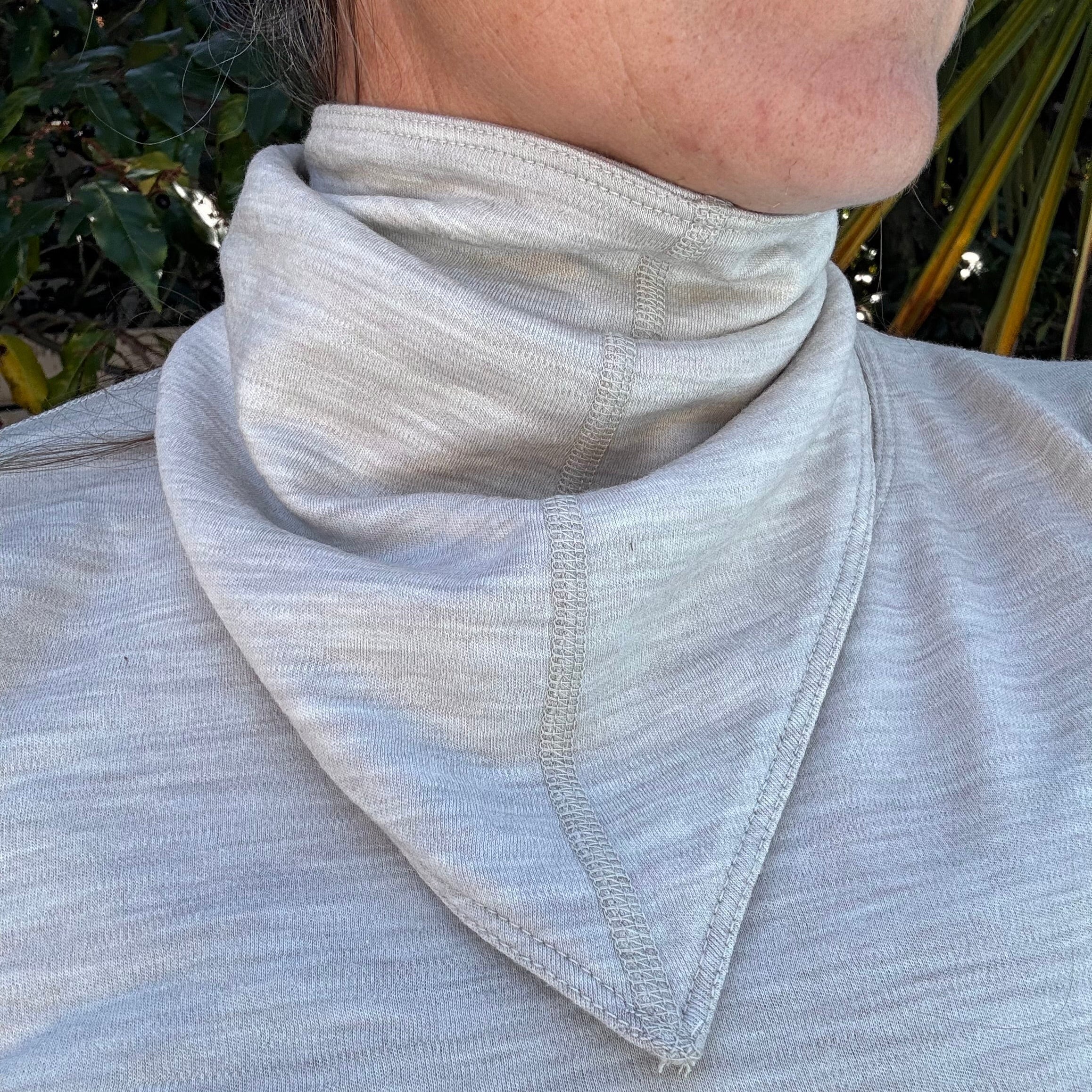 Merino Interlock Neck Tie