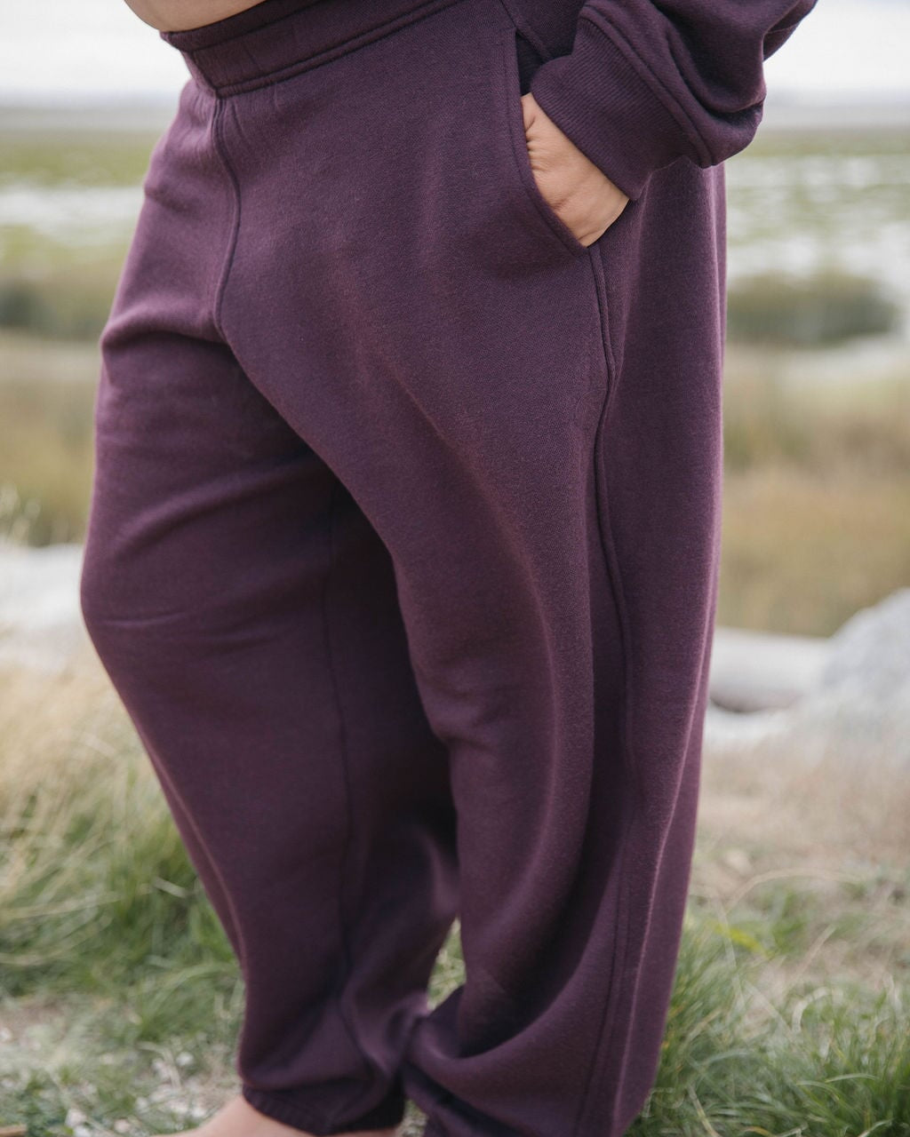 Semi-Barrel Sweatpants | Model is wearing size Large, height 5.4"