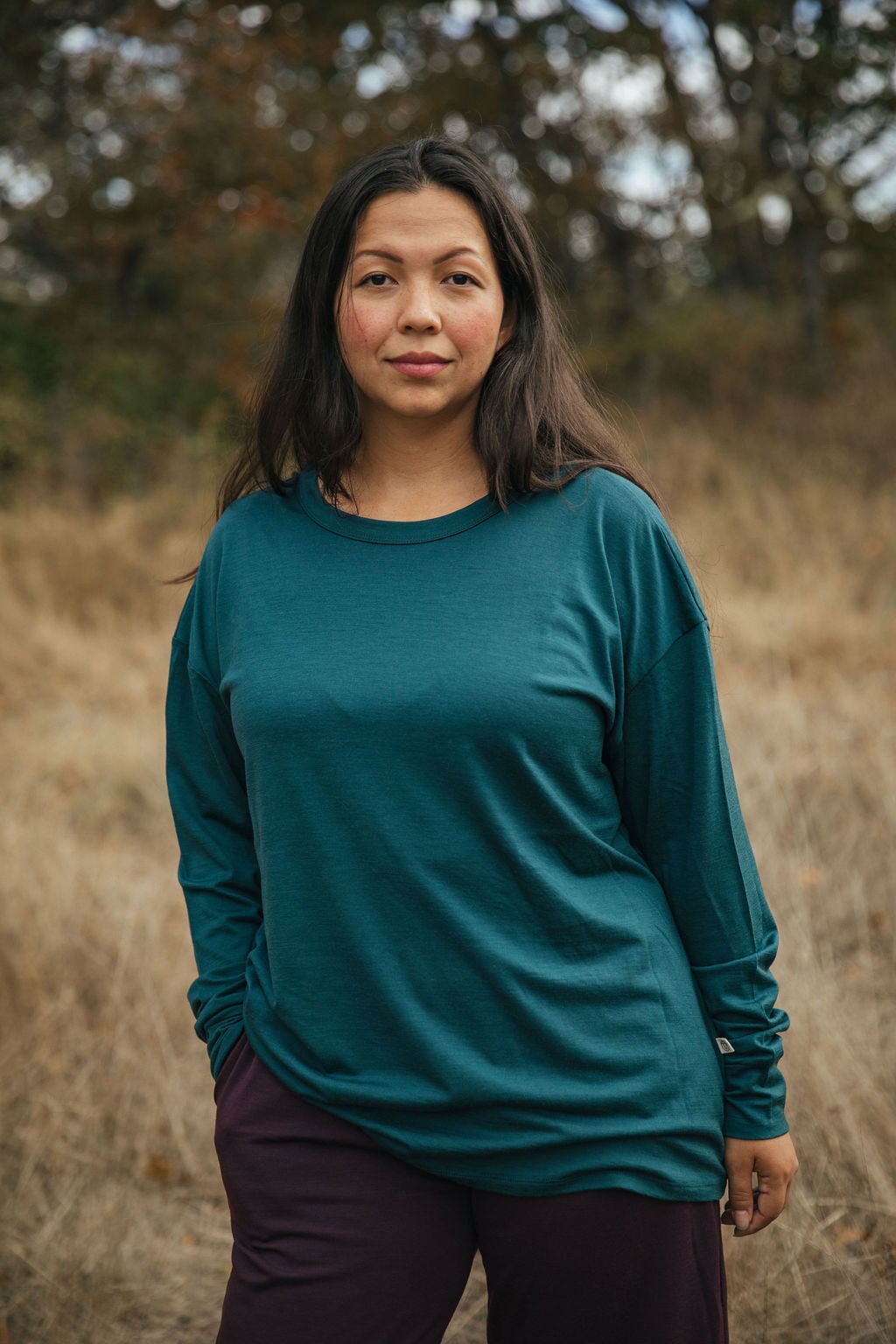 Oversized T | Hanna is wearing size Small, height 5.3"
