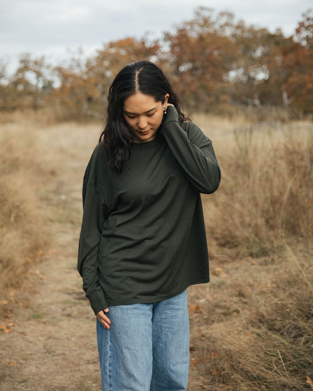 Oversized T | Esther is wearing size Small, height 5.5"