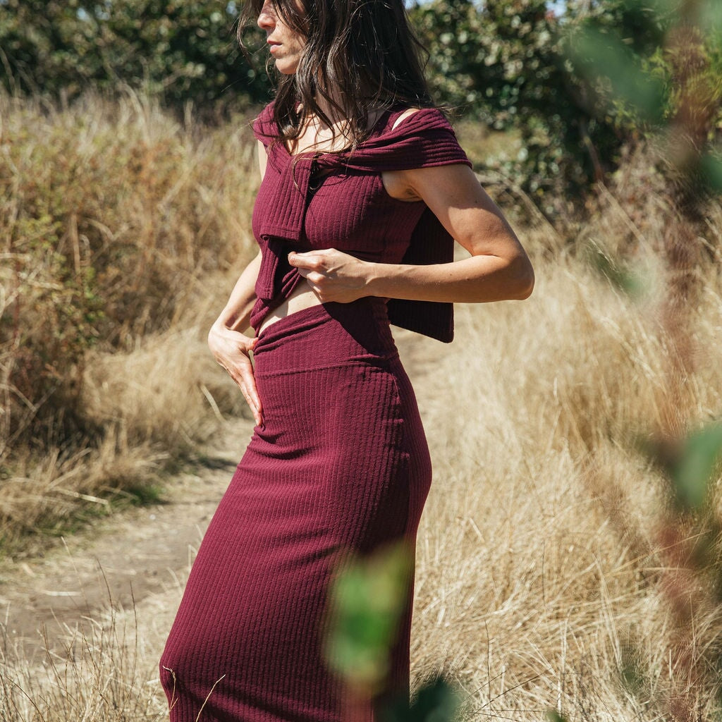 Adult Dresses & Skirts