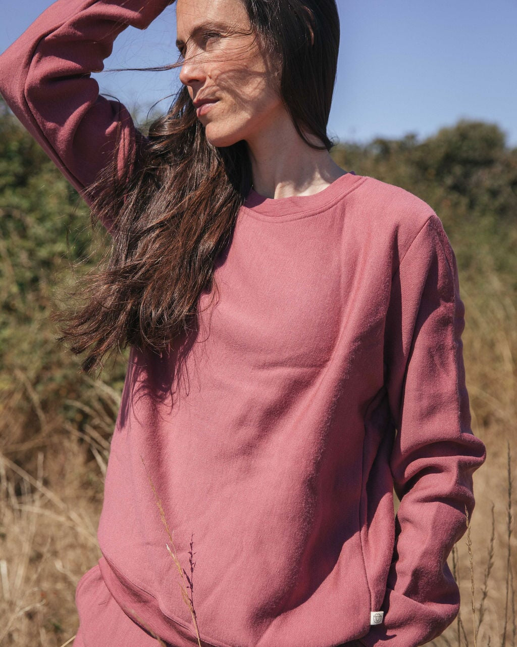 Sweatshirt | Stela is wearing size Medium, height 5.7"