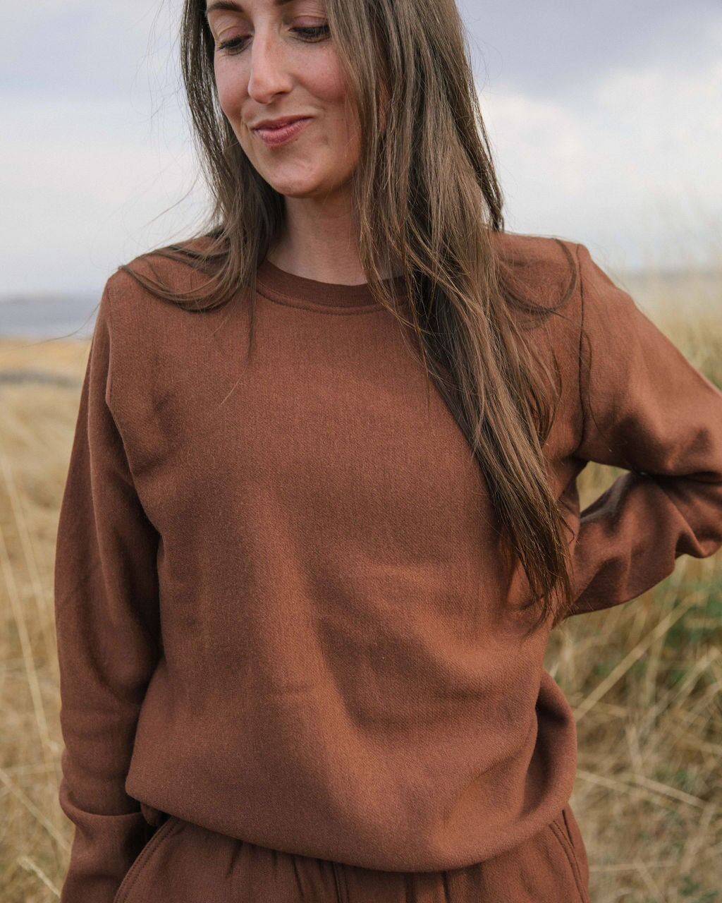 Sweatshirt | Claire is wearing size Small, height 5.5"