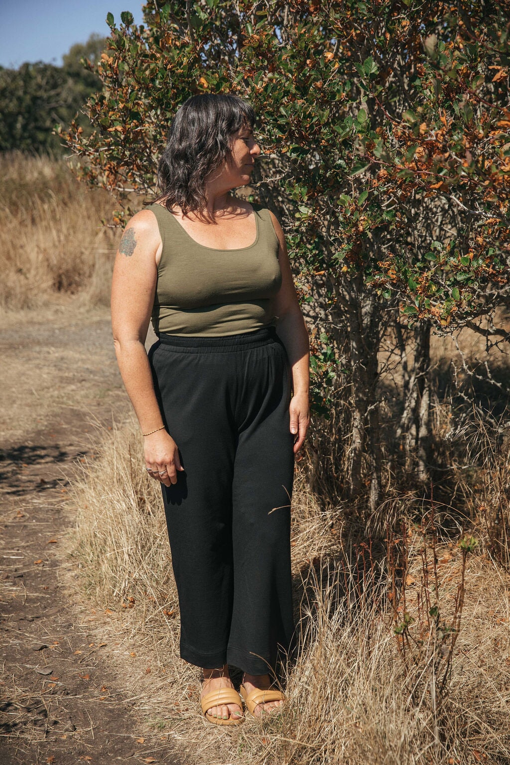 Lounge Pants | Norah is wearing size Medium,  height 5.6"